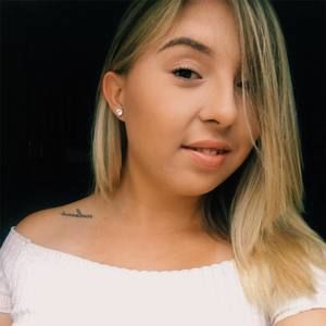 Meet your Posher, Gabriela